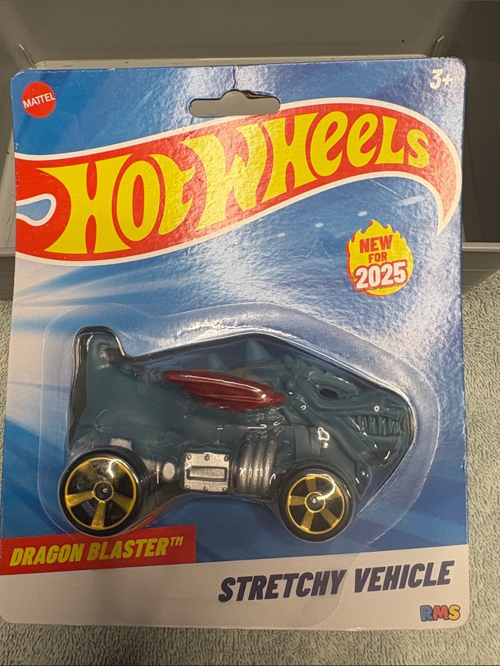 Hot Wheels Stretchy Dragon Blast - Blue Stretchy Vehicle